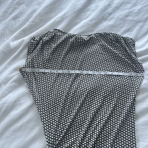 CAbi Monroe Dress Medium Black White Graphic Print Draped Ruched Jersey Knit - Picture 8 of 9